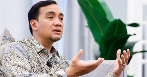 Menteri Besar Johor Datuk Onn Hafiz Ghazi menafikan dakwaan penglibatan JCorp dalam kebakaran hutan di Indonesia.