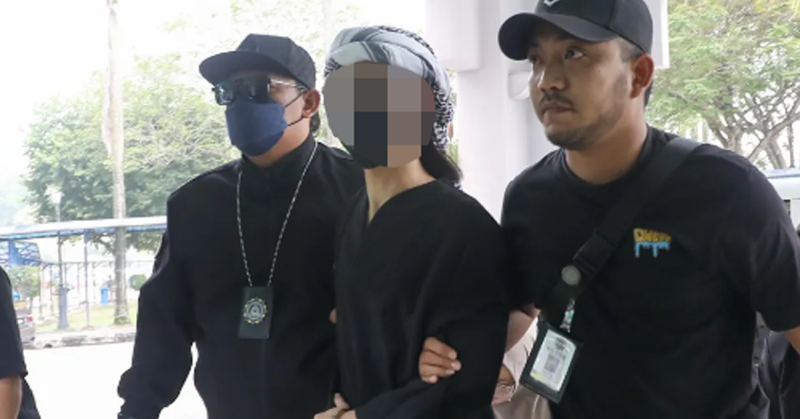 Aliff Daniel dan ibunya ditahan bagi membantu siasatan Jabatan Agama Islam Selangor (JAIS).