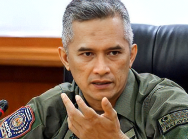 Datuk Seri Mohd Shuhaily Mohd Zain dijangka beri kenyataan mengenai video tular di KLIA
