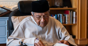Tun Dr Mahathir Mohamad mengenang pemergian Allahyarhamah Tun Dr Siti Hasmah Mohamad Ali