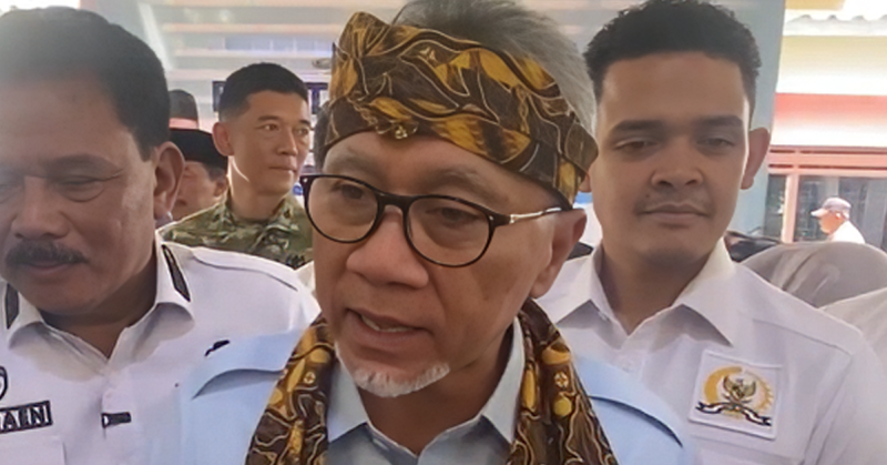 Menteri Penyelaras Bidang Makanan Indonesia, Zulkifli Hasan mengulas isu jerebu dan kebakaran hutan yang mencetuskan kritikan negara jiran.